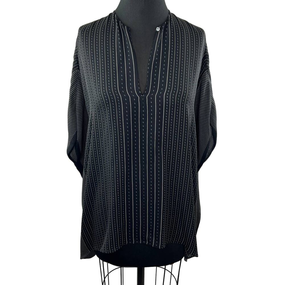 VINCE Black White Printed V-Neck Poncho Style Relaxed Dolman Blouse Top M